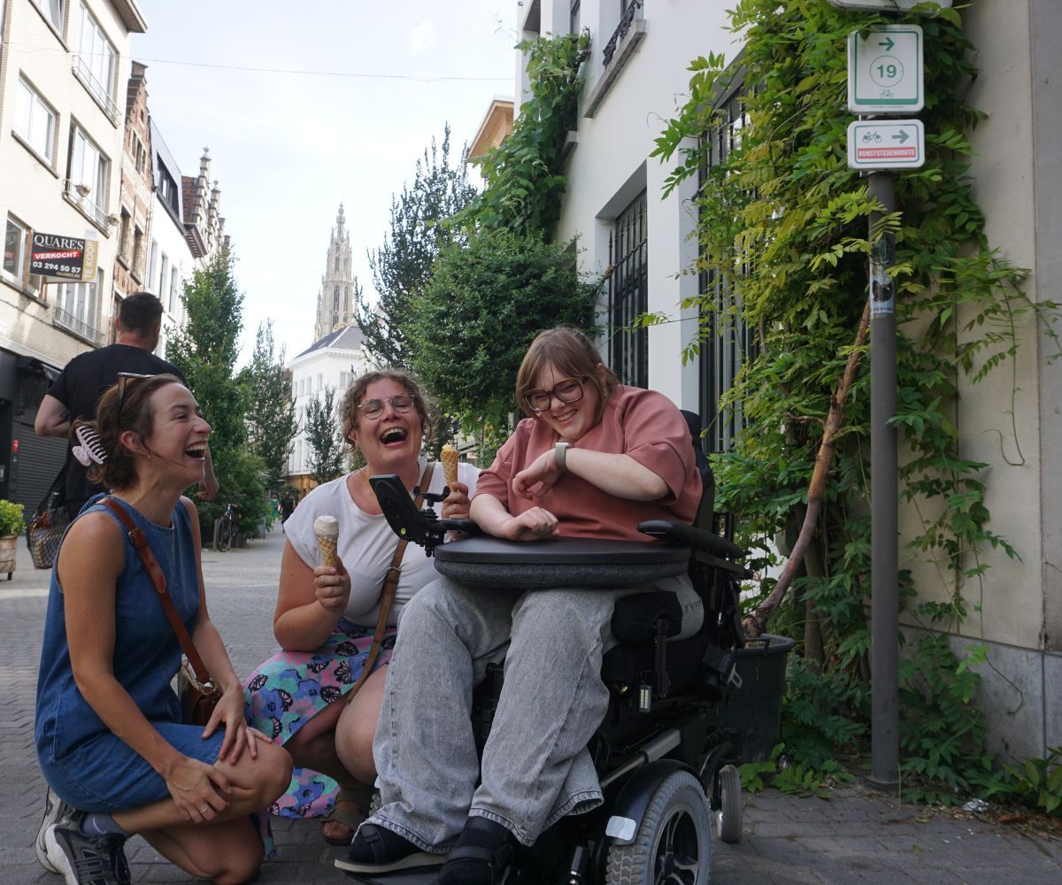 Ans en haar helppers